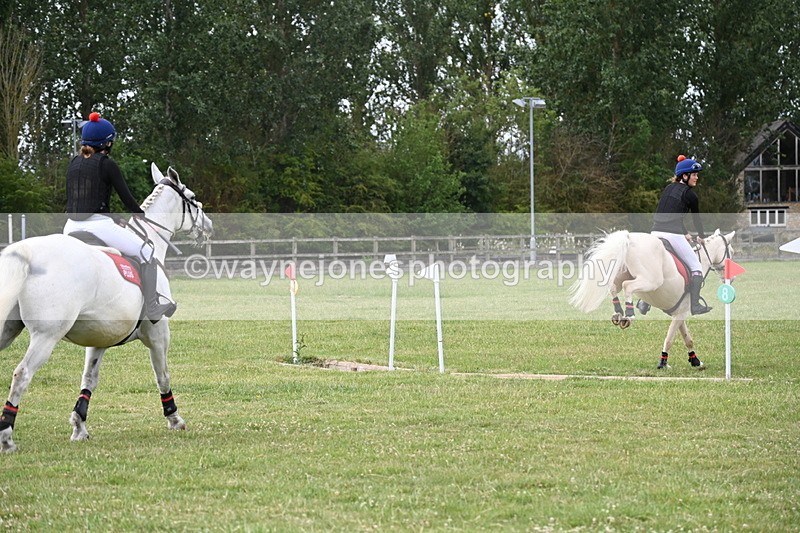 WJ6_5820 - 60cm Pairs XC