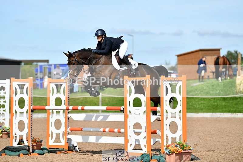 240914A-130037-07145 - Cls 15-S Snr Foxhunter