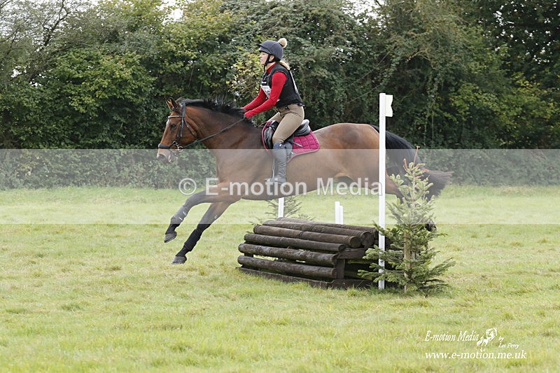  WWHT 171021 2318 - Novice Pairs (0.80m)  17/10/21