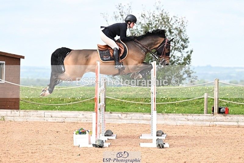 260507-102513-01504 - Cls 1 Snr Foxhunter