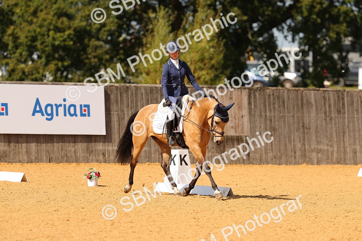 SBM_44141 - D22 - Junior Championship - Intro B