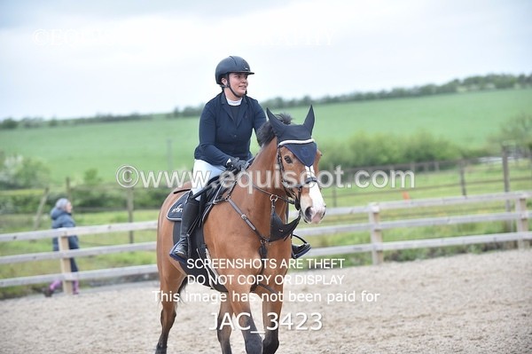 JAC_3423 - CLASS 4 Senior BritiNovice/ 90cm Open