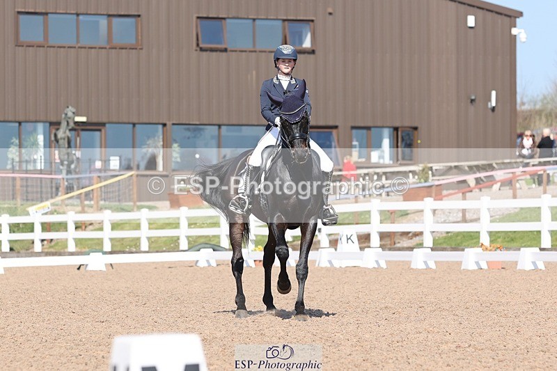 250405-145232-11490 - 069-India.Hamilton-Burnet-Kissingdale