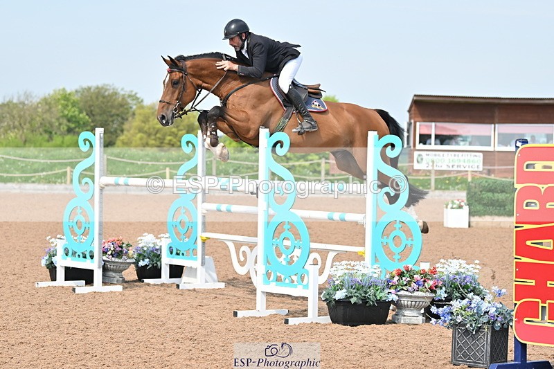 240512A-103819-17322 - Cls 48 National 1.30m Open