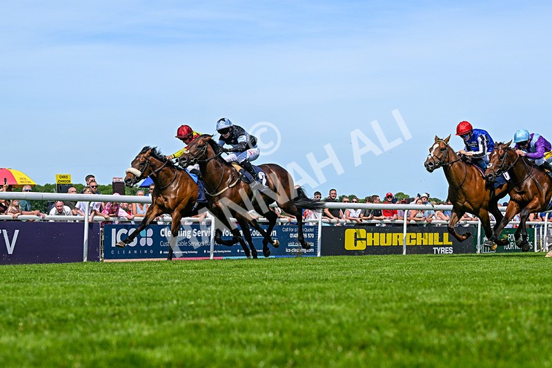 300526-Race 3-Matteo-8861 - Race 3 14.48pm Beverley Two Year Old Trophy EBF Conditions Stakes