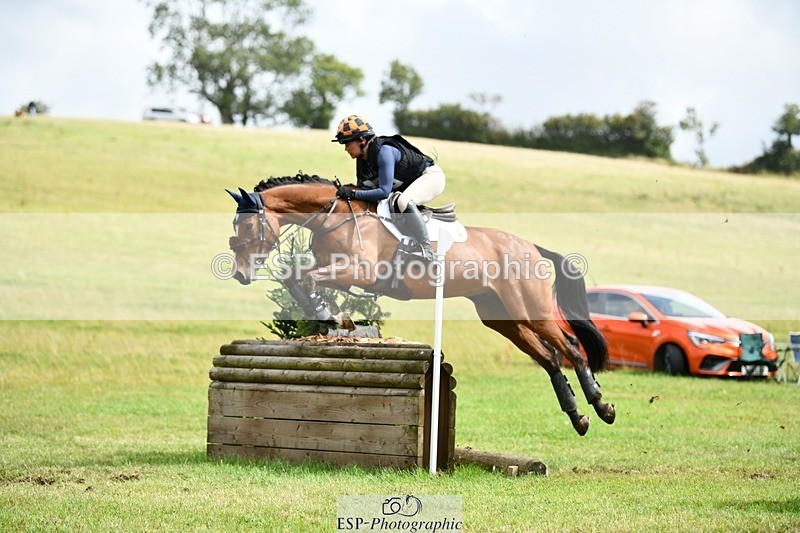 250831-122803-08688 - H-371-Kat.Raybould