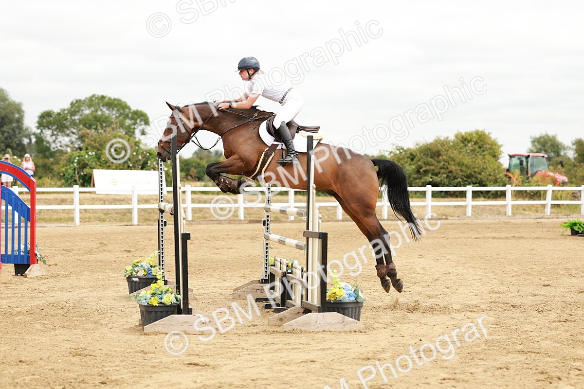 SBM_017753 - Class 21 - Senior Newcomers Championship 2d Rd