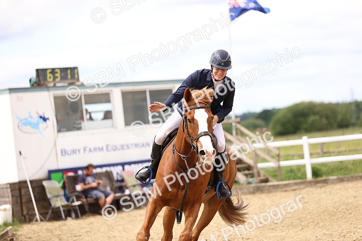 SBM_007350 - Class 18 - Senior 1.05m