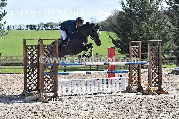 BPP_1653 - CLASS 8 Senior Newcomers/ 1.10m Open