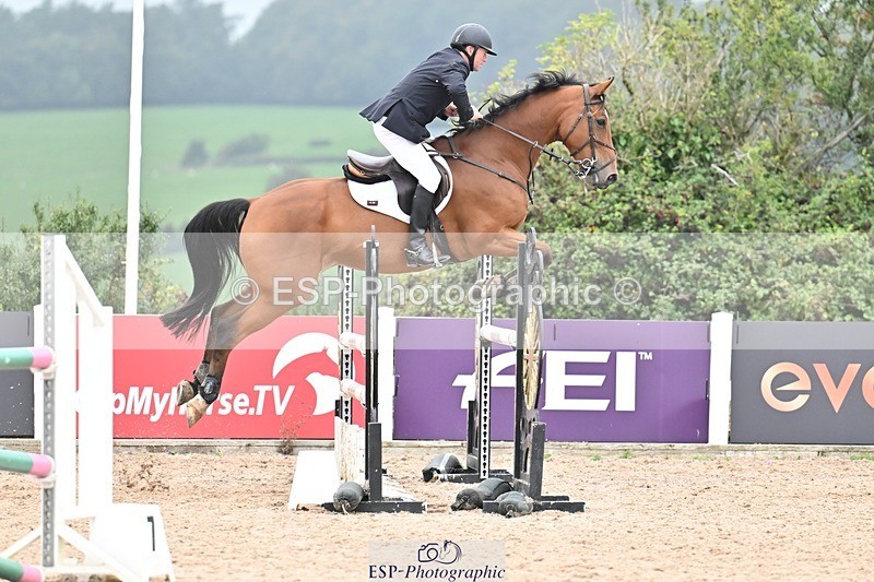 250917-132316-00659 - Cls 4 Newcomers and 1.10m Open