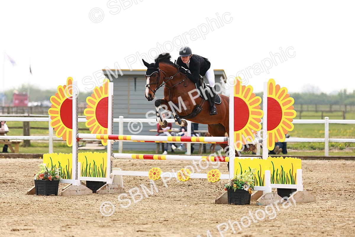  - Class 18 - Senior Newcomers - 1.10m