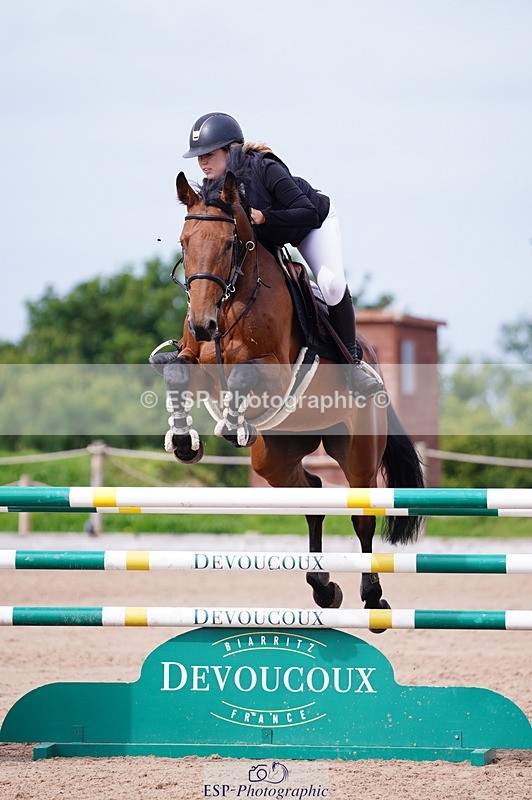 240803A-102850-07216 - Cls 29 Snr Foxhunter