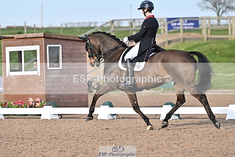 250404-175608-08487 - 154-Alexander.Harrison-Kickback