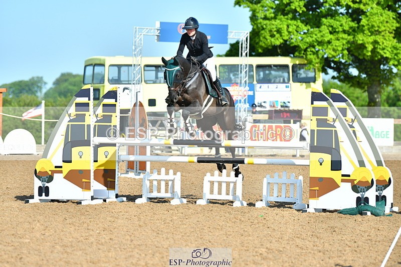 230527A-090506-02881 - Cls 13 Snr 1.05m + 1.10m Open