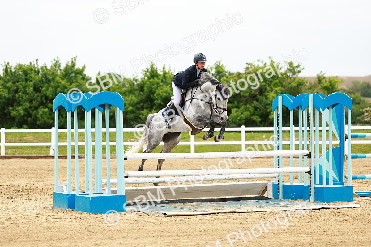 SBM_001174 - Class 5 - Senior Foxhunters - 1.20m