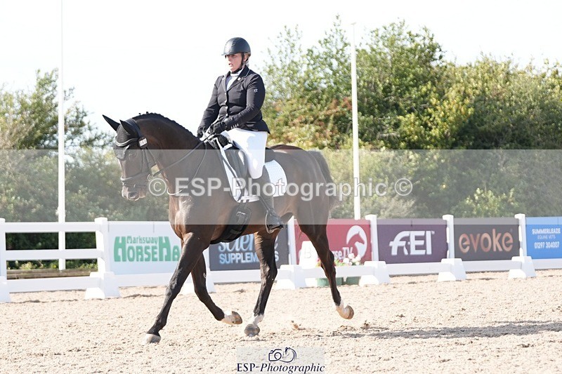 250906-162015-05015 - 049-Laura.ColeGavin.10