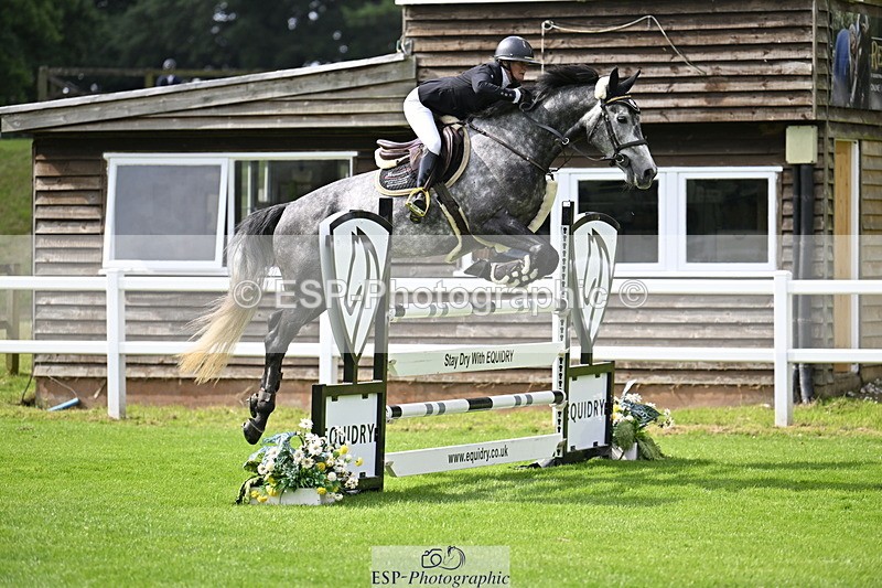 250613A-095039-00143 - Cls 1 Snr Newcomers and 1.10m Open