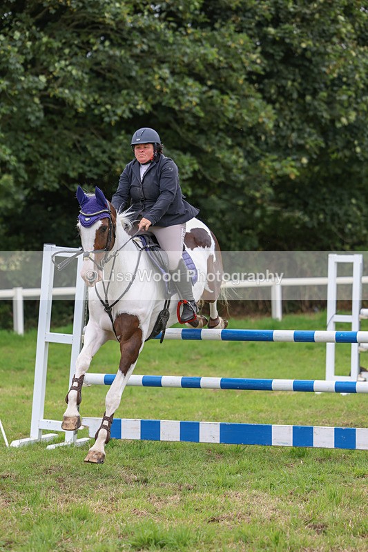 3E7A8002 - Class 7: Senior Newcomers/1.10m open