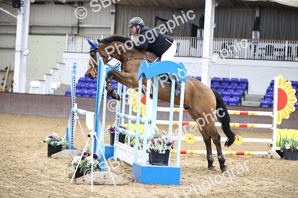 SBM_005597 - Class 17 - Senior Newcomers 1.10m