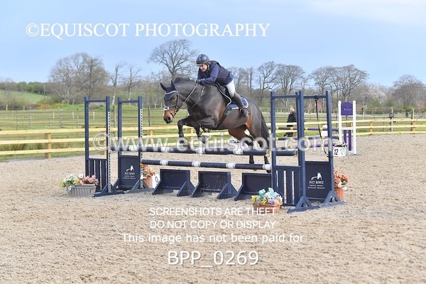 BPP_0269 - CLASS 2 FRI Senior BritiNovice/ 90cm Open