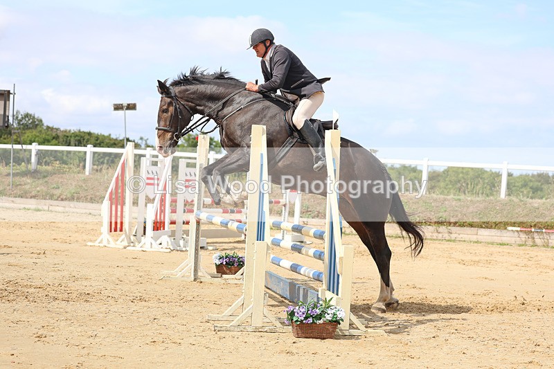 3E7A3645 - Class 4: Senior British Novice/90cm open