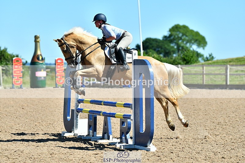 230624A-155336-02438 - Cls 44+45 Club and Schools 80cm