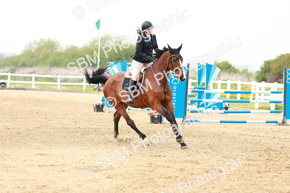  - Class 18 - Senior Newcomers - 1.10m