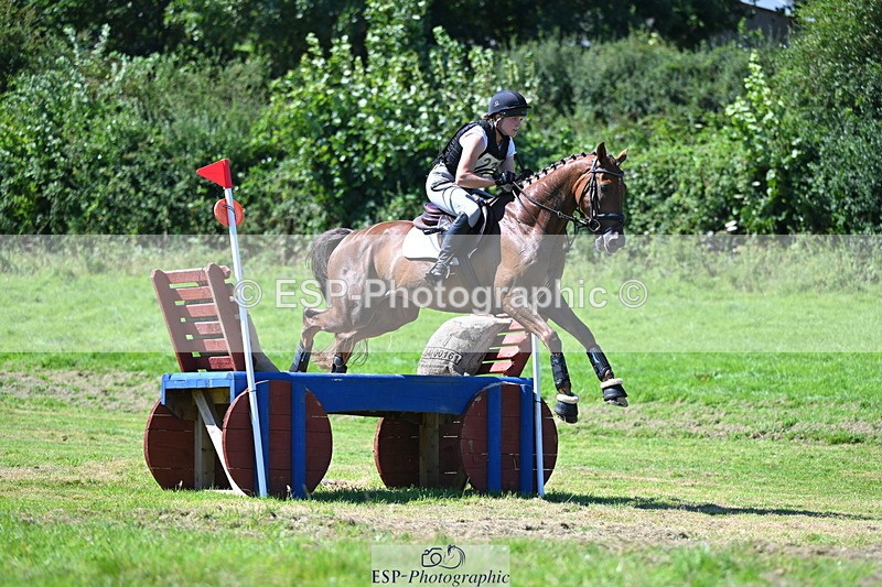 240811A-145956-05625 - 222-