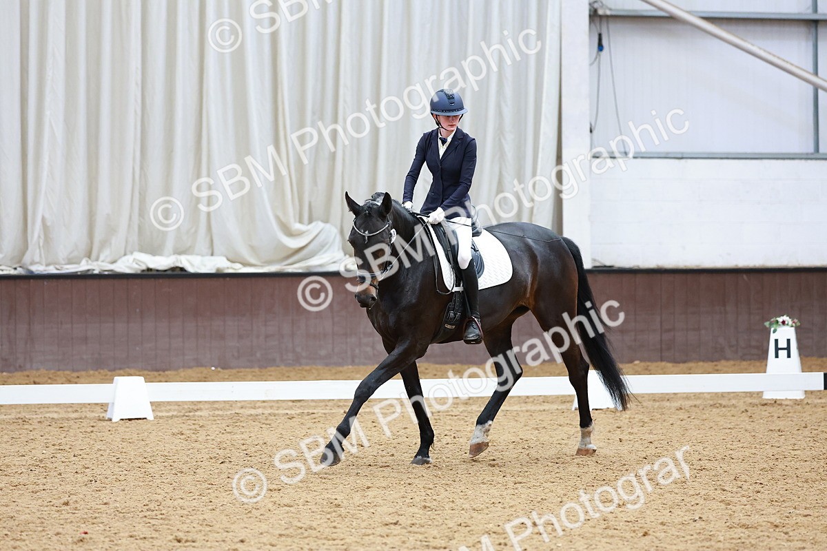 SBM_003479 - Class 15-16-18 - Novice 3-Elementary 1-PYO