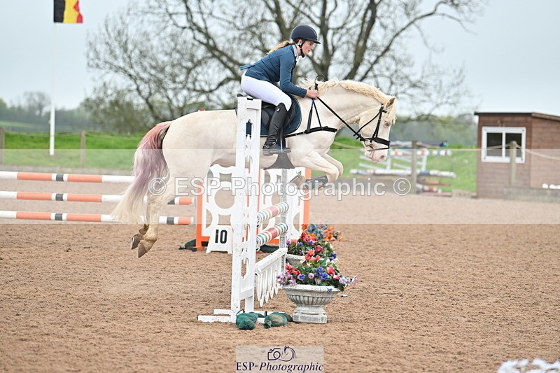 240505A-113411-04903 - Cls 3  Pony Discovery & 90cm Open