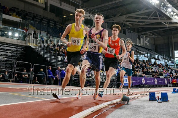 Age26SAT-819414 - Track Male Set One