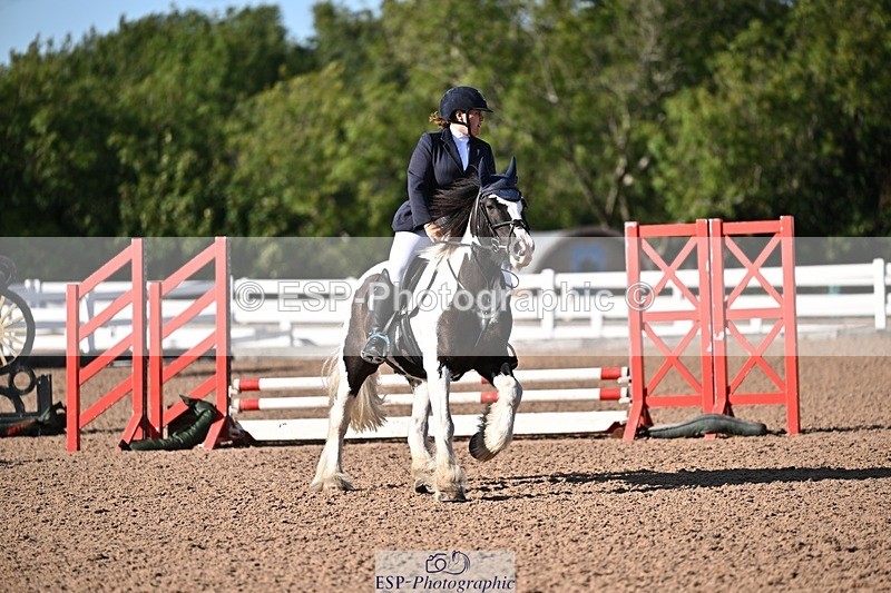 260915-163451-00050 - Clear Round and 60cm