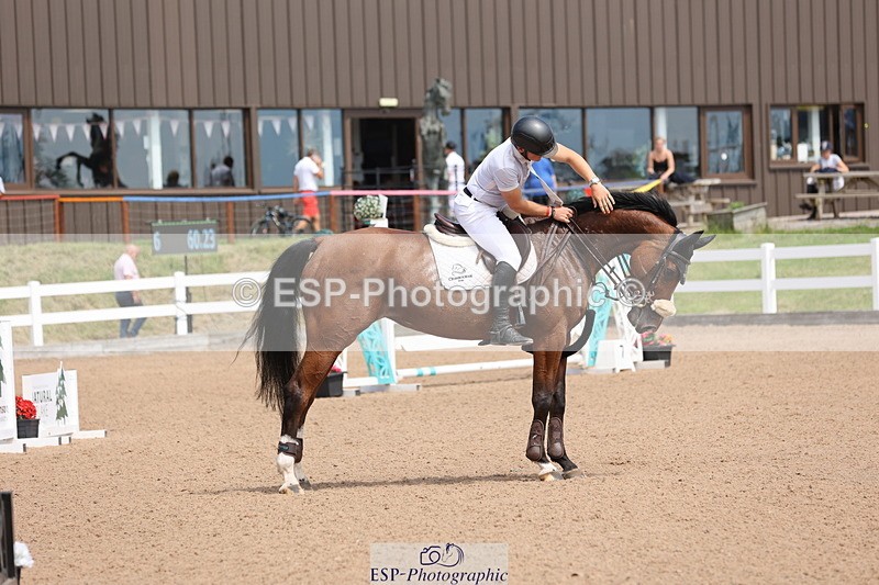 240718A-131820-05527 - Cls 9, 1 Star Bronze Tour 1.10m