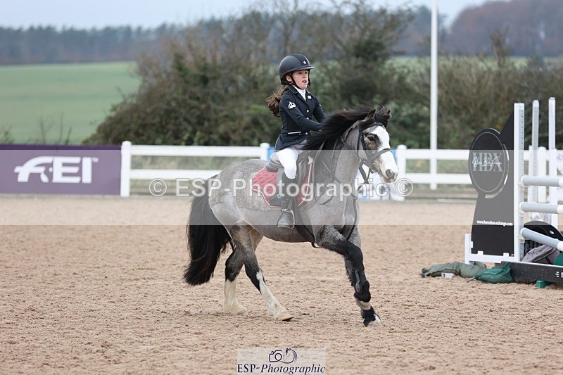 241116X-104648-00956 - Cls 08 Pony Winter Nov Champs J-O