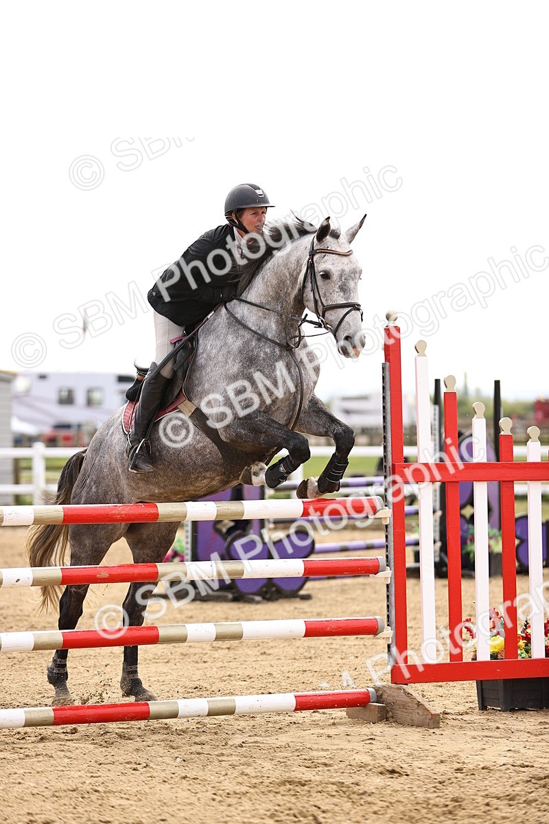 SBM_002472 - Class 11 - Senior newcomers - 1.10m