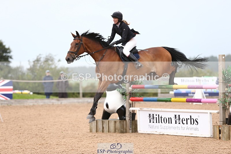 230812A-121206-08852 - Cls 32 Foxhunter