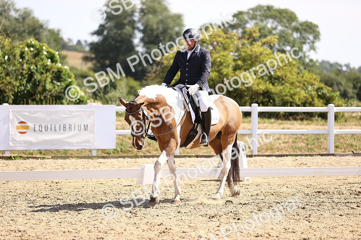 SBM_009320 - Novice 5 - 9.50-10.53
