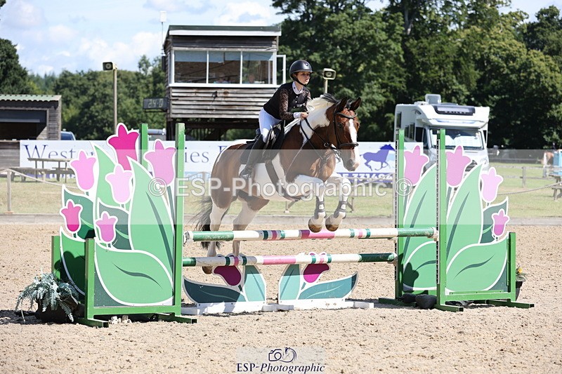 250703A-103700-01045 - Cls 6 Snr British Novice and 90cm Open