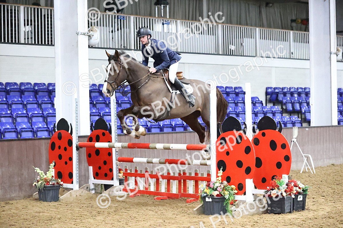 SBM_002013 - Class 10 - Senior Newcomers - 1.10m