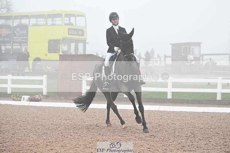 240217A-104555-01466 - 275-Lucy.Pye-La.Vida.loca