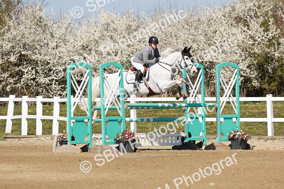 SBM_004127 - Class 17 - Senior Newcomers - 1.10m