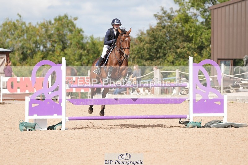 250921-121924-02888 - Cls 9 Pony Foxhunter and 1.10m