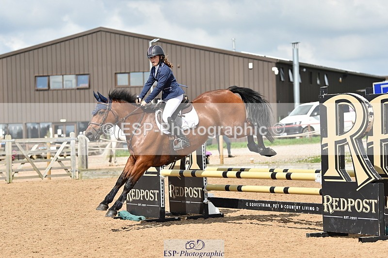 230902A-132136-01369 - Cls 3A Pony Medium 80cm