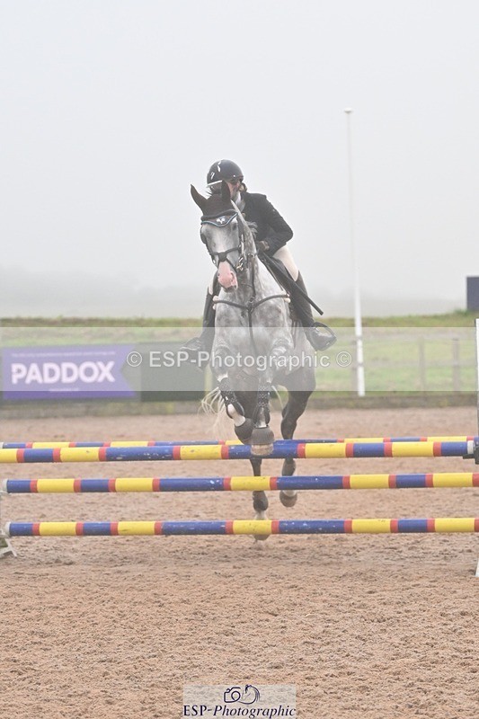 240813-194640-01017 - Classes 7 A&B 90cm