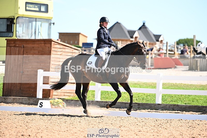 240816A-114407-04101 - 249-Georgina.Young-Minuet1v