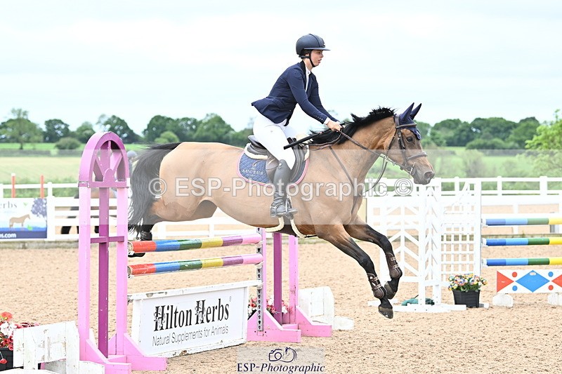 240523A-104620-01574 - Cls 1 Snr 1.05m and 1.10m