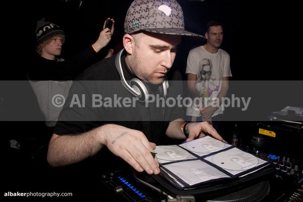 127 - Hit & Run @ factory251 19.12.11