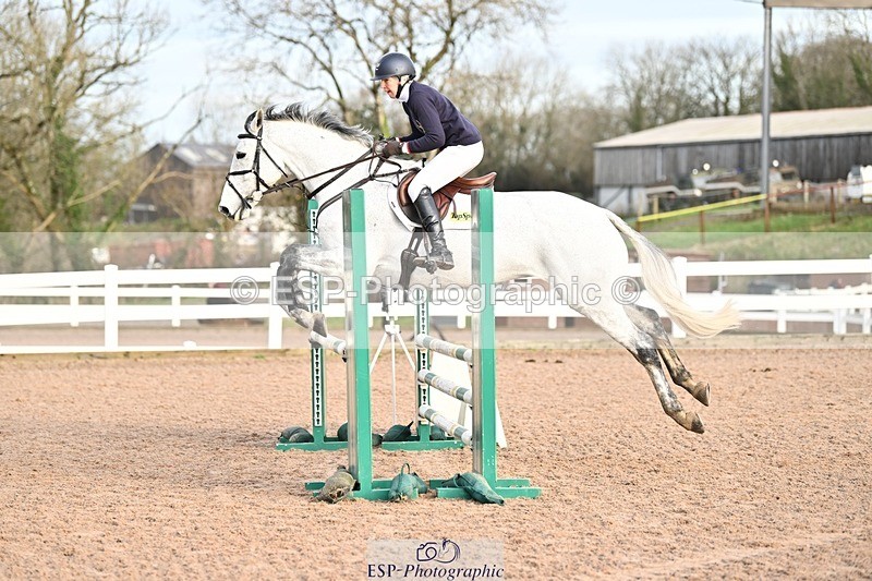 241206-100906-00184 - Cls 2 British Novice and 90cm Open