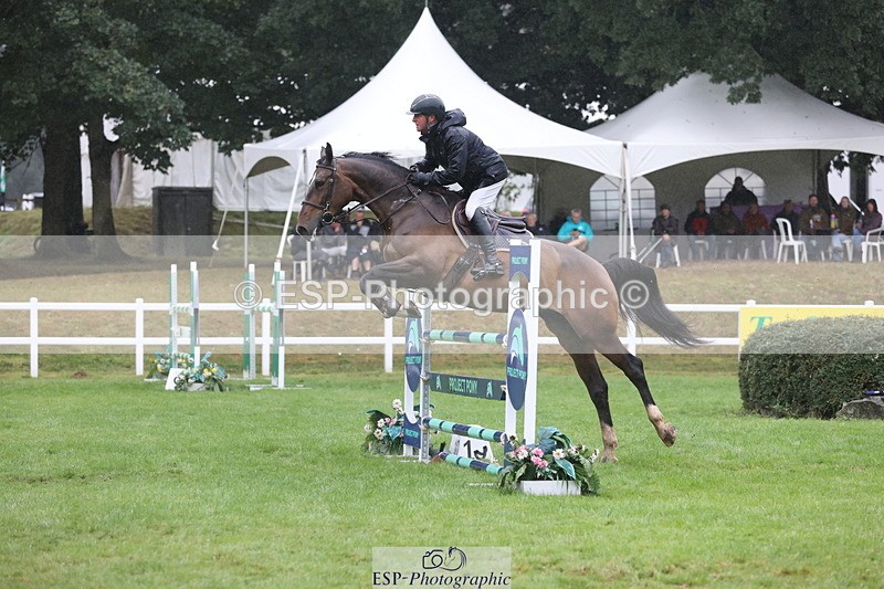 250830A-141015-06903 - Cls 16 Snr Newcomers and 1.10m Open