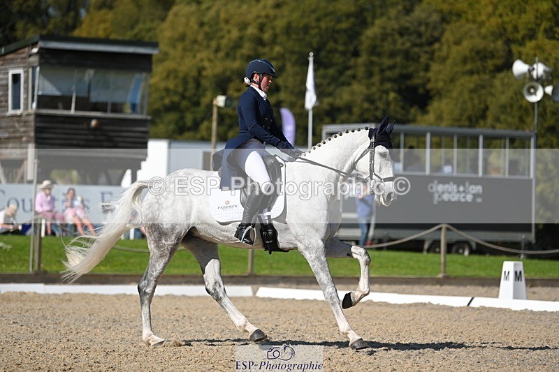 230526-170101-07472 - 259-KATE_BLUE-Millie_Juleff-WEDTrotUp+DR